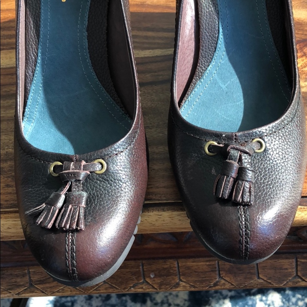 Shoes - Picture 3 of 3
